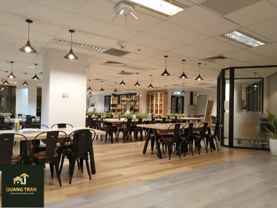 Công trình Thi công Sàn Nhựa hèm Khóa SPC giả gỗ Deluxe DW8002C, DW8103C Quang Tran - Văn Phòng Frudential