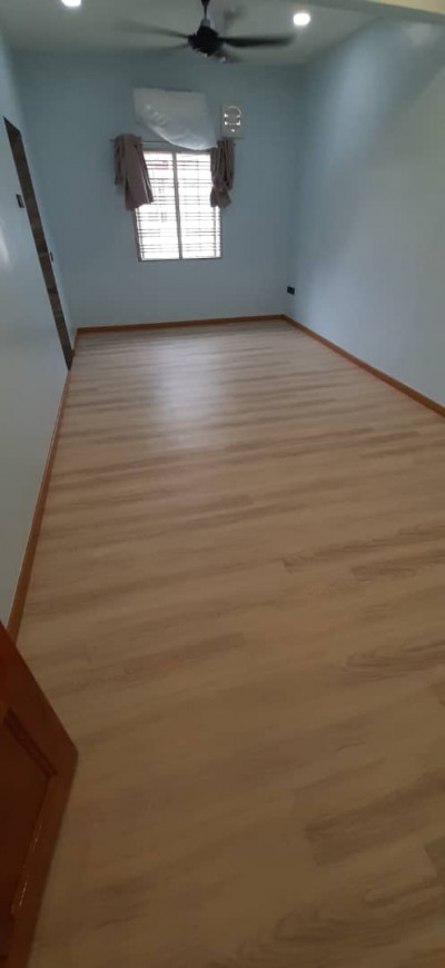 CÔNG TRÌNH THI CÔNG SÀN NHỰA VINYL HÈM KHÓA SPC VÂN GIẢ GỖ 4MM QUANGTRAN - DỰ ÁN CĂN HỘ VILLA 