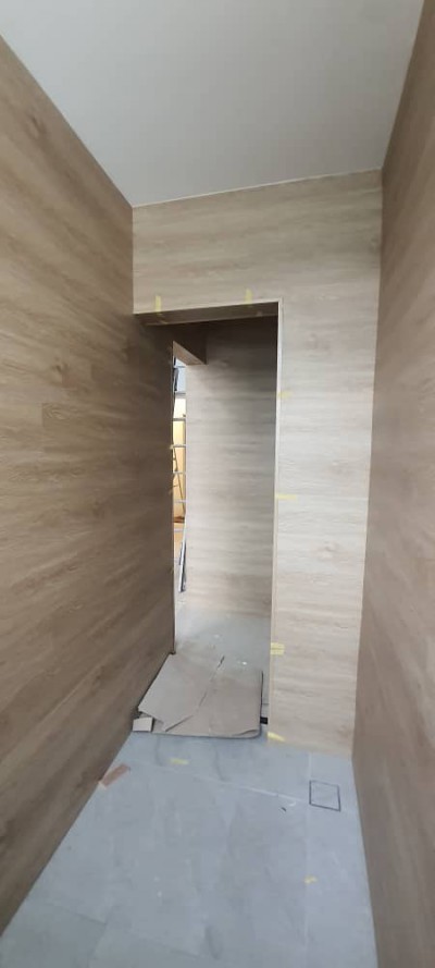 HOÀN THIỆN CÔNG TRÌNH CUNG CẤP VÀ THI CÔNG SÀN NHỰA HÈM KHÓA SPC ỐP TƯỜNG VÁCH QUANG TRAN