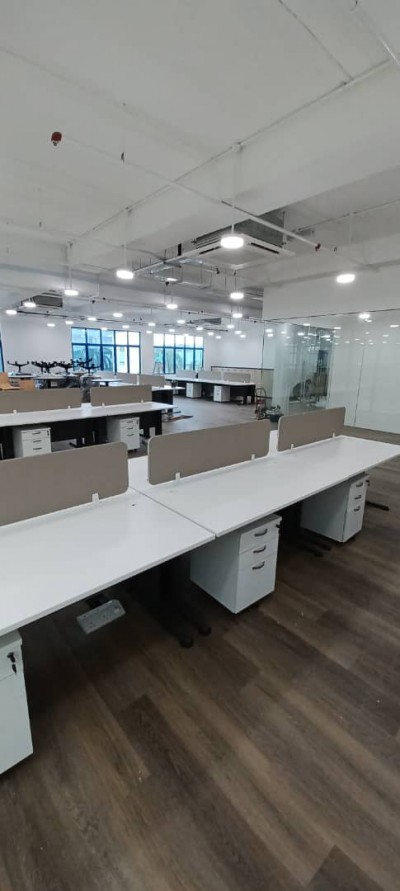 CÔNG TRÌNH THI CÔNG SÀN NHỰA VINYL HÈM KHÓA SPC GIẢ GỖ 4MM ĐẸP CHẤT LƯỢNG QUANG TRAN